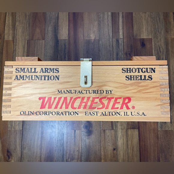 Winchester Wooden Ammo Box - Picture 7 of 14